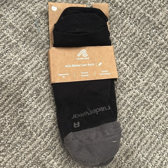 Runderwear Anti Blister Running Sock Low - Black & Grey 2 Pack L - Picture 2 of 5